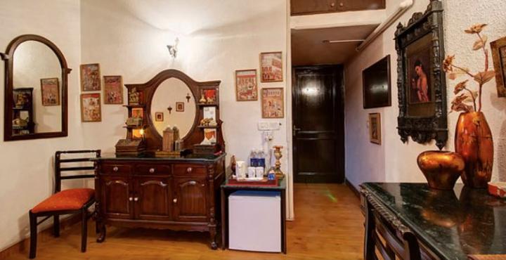 On The House Boutique Bed & Breakfast New Delhi