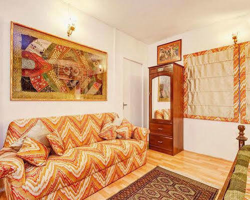On The House Boutique Bed & Breakfast